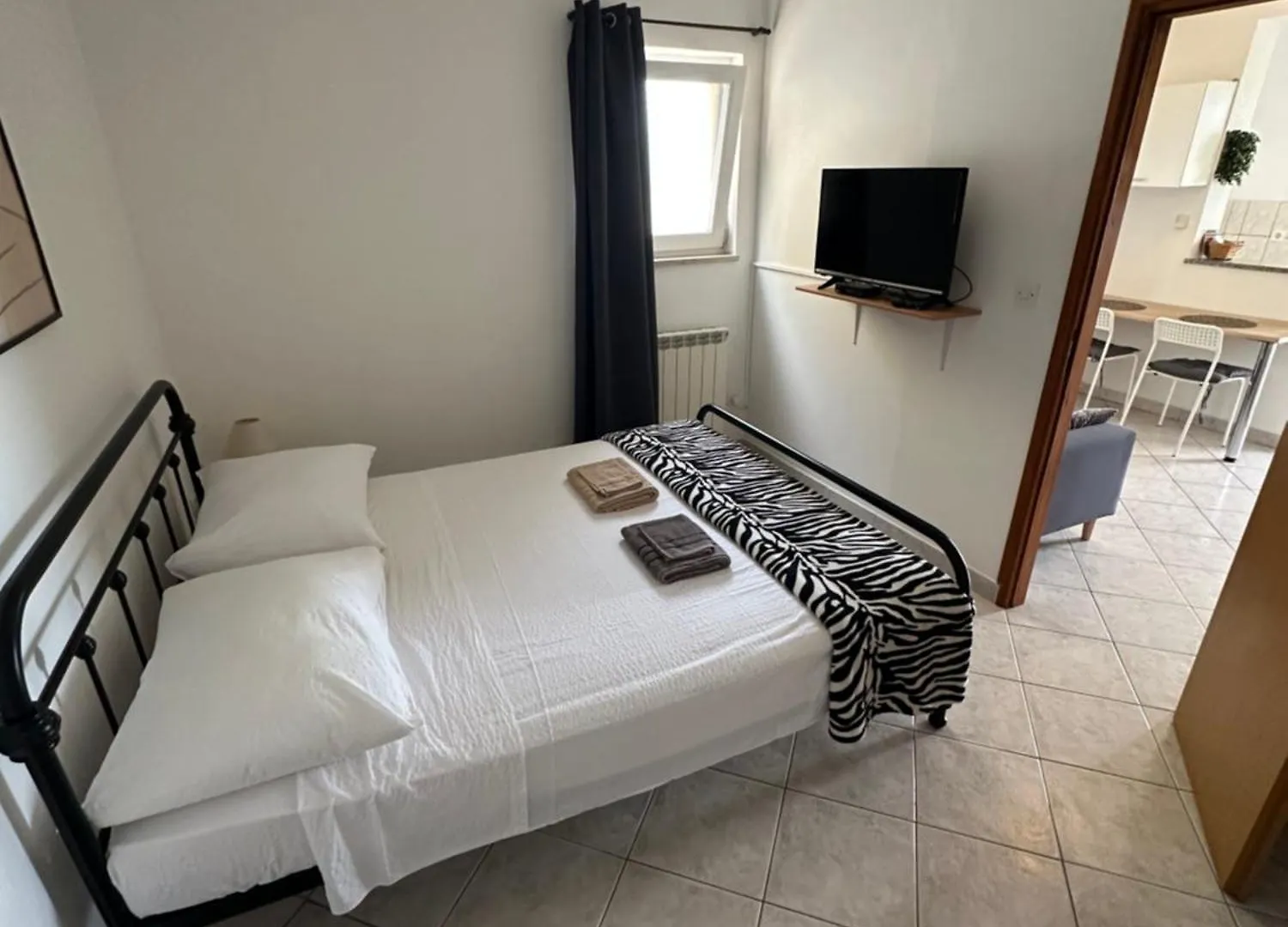 Apartment Piranesi Pula 0*,